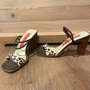 Gloria Vanderbilt cheetah block heels